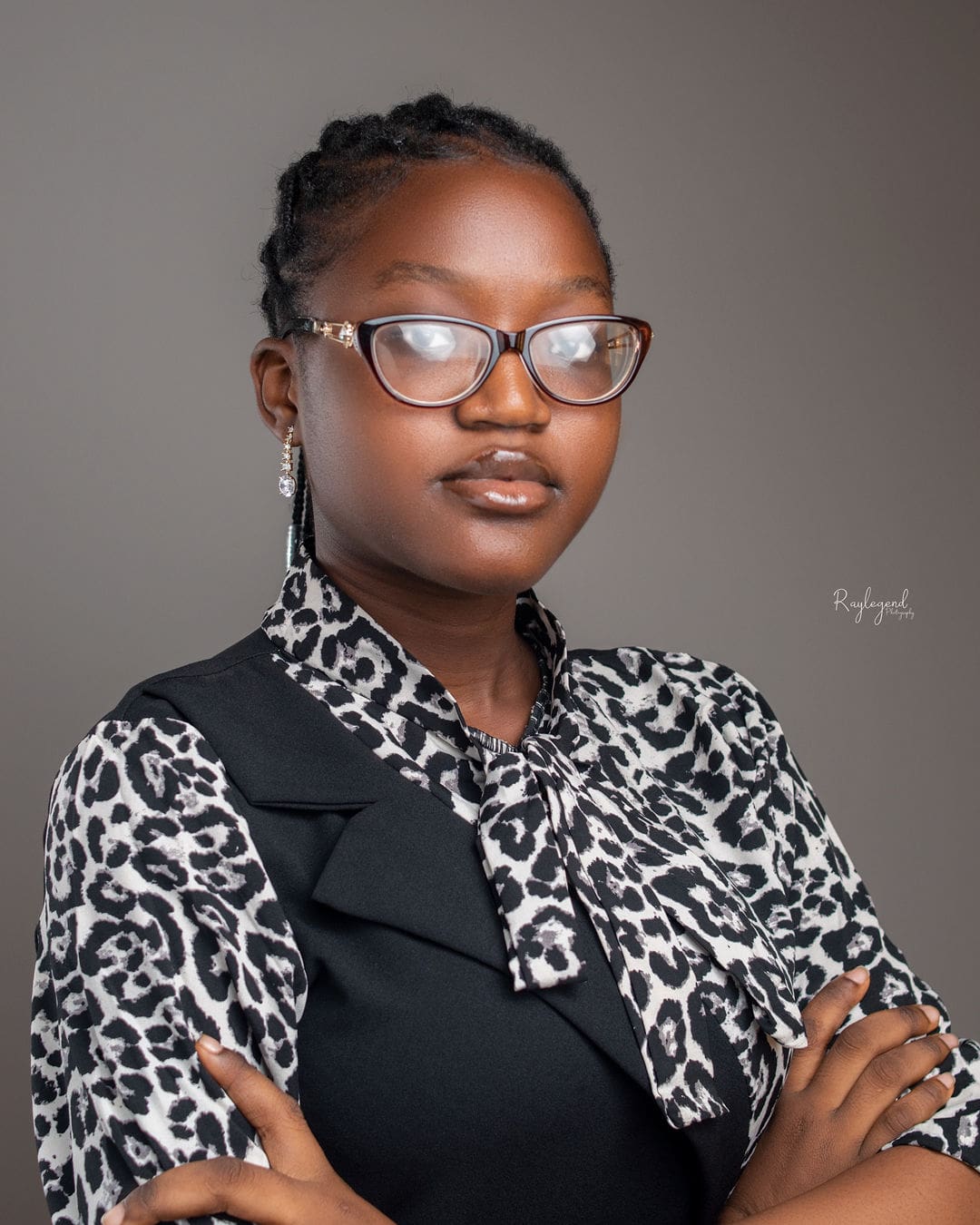Glory Olonade – Head of Senior Analysts Glory Olonade - Head of Senior Analysts